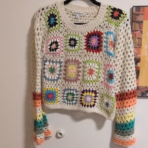 DAVI & DANI Cream Crochet Granny Square Sweater Sz L P2P: 21 In Length 19in